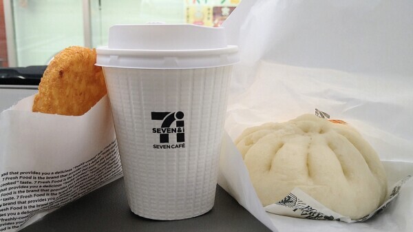 今日はセブンカフェ☕