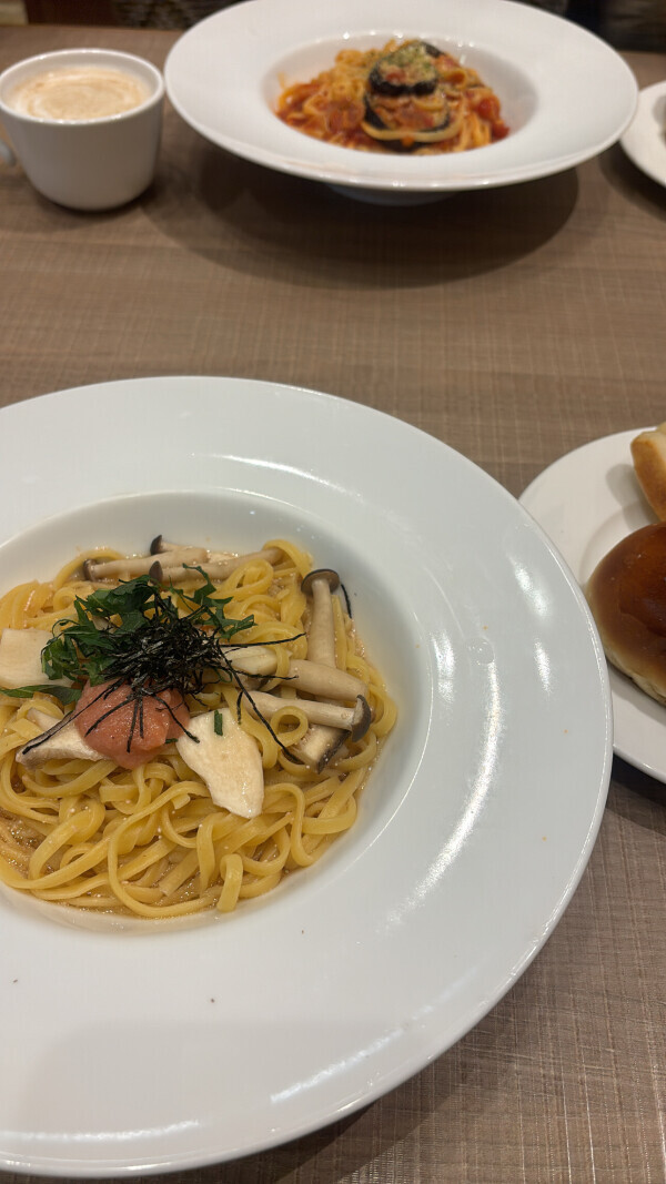 明日、夕方〜出勤です！❤︎