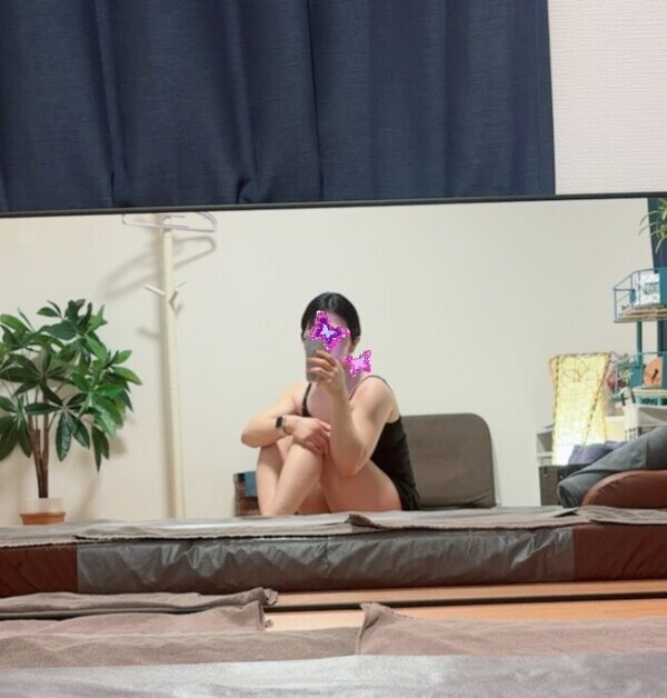 体育座りでつけまわしたい♪