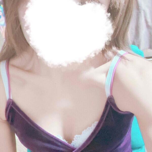 *.ˬ.))♡