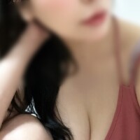 |ω•)ﾁﾗｯ