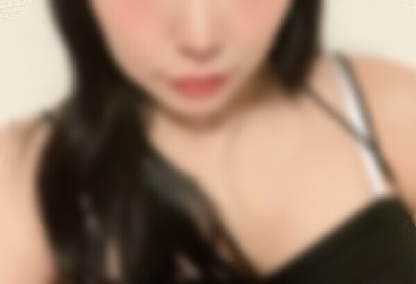 |ω•)ﾁﾗｯ → (*,,˃ ᵕ ˂ )✰*｡
