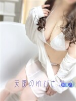 ロリ美巨乳に激アツ密着マッサージ！
