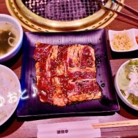 ??????? お昼から焼肉って匂いが気になるから、なかなか行けないよね