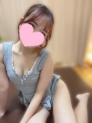 あや(22)