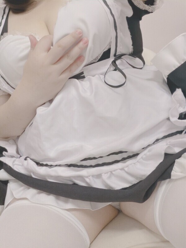 白ニーハイ増やそうかな
