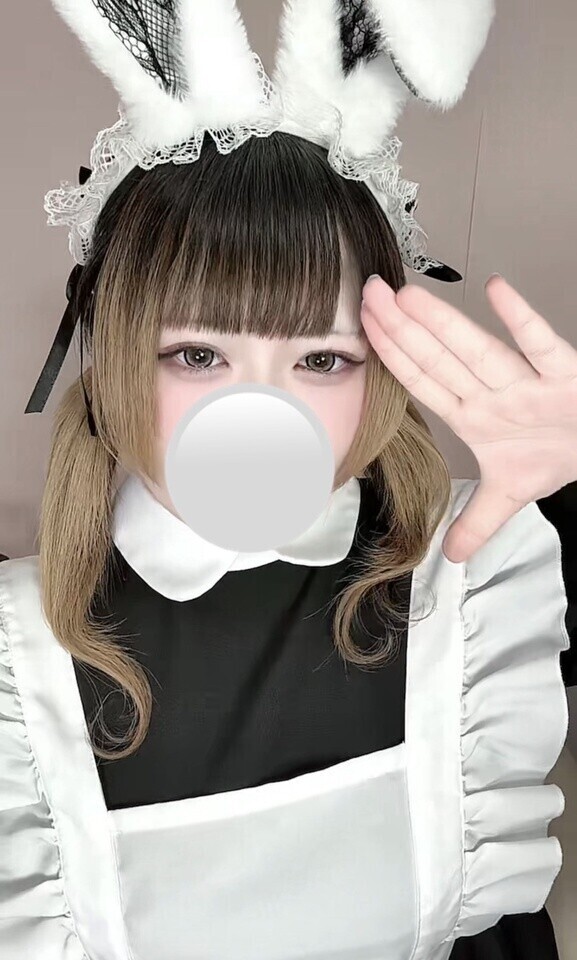 ご主人様のおそばで…♡