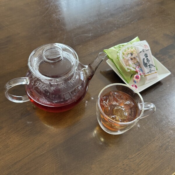 冷たいはちみつ紅茶でひと休み?