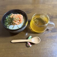 手作りの鮭茶漬け?