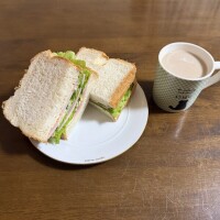 朝ごはん???