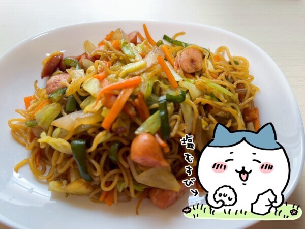 焼きそばで白米食べられる？