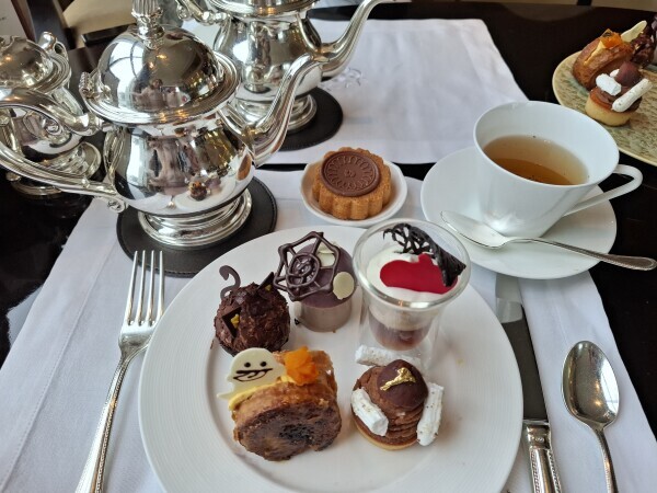 ???アフタヌーンティー???