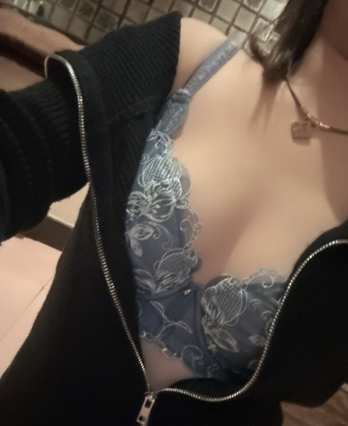 年明け、肌が恋しくて‥