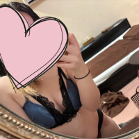 まだお店います???