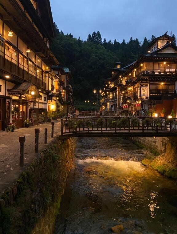 温泉街?