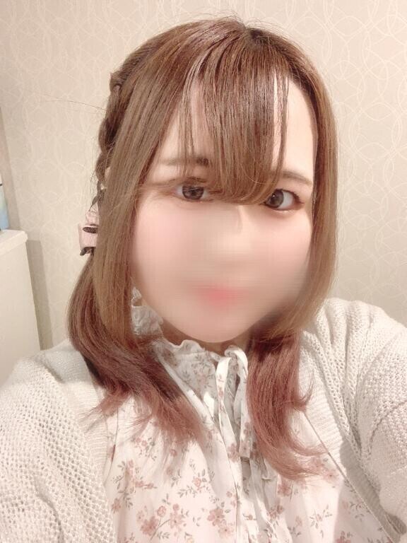 はじめまして? ?. .? ???