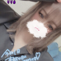 新人りりあ