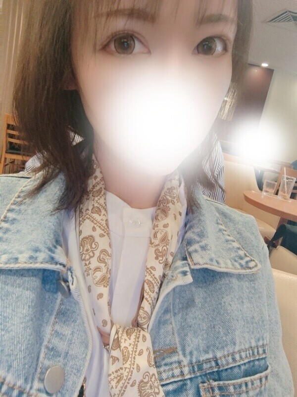 バッサリ|´-`)ﾁﾗｯ💕‪