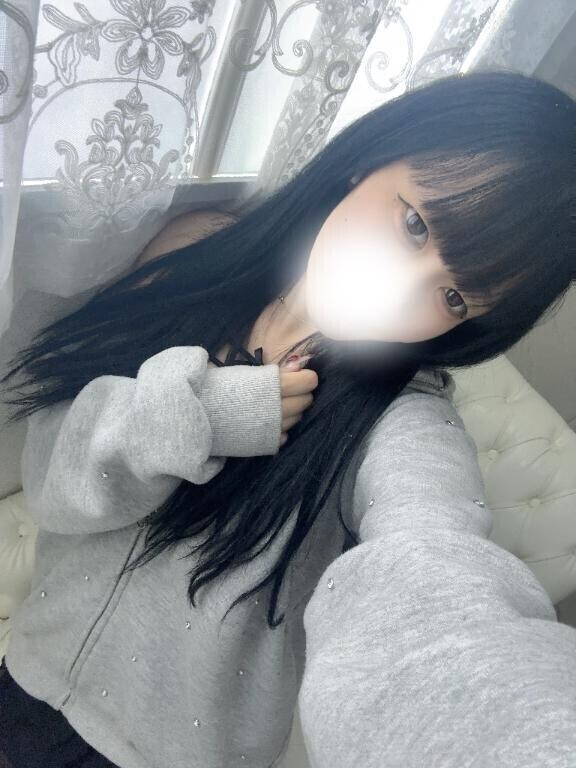ななのおてて( 　?ω? )⊃