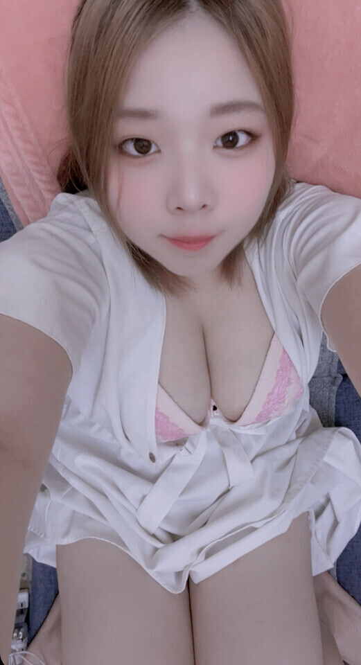 ほのか出勤したよ！ムラムラしてきた( ˘ω˘ ) ﾑﾗﾑﾗ…