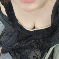 まきな