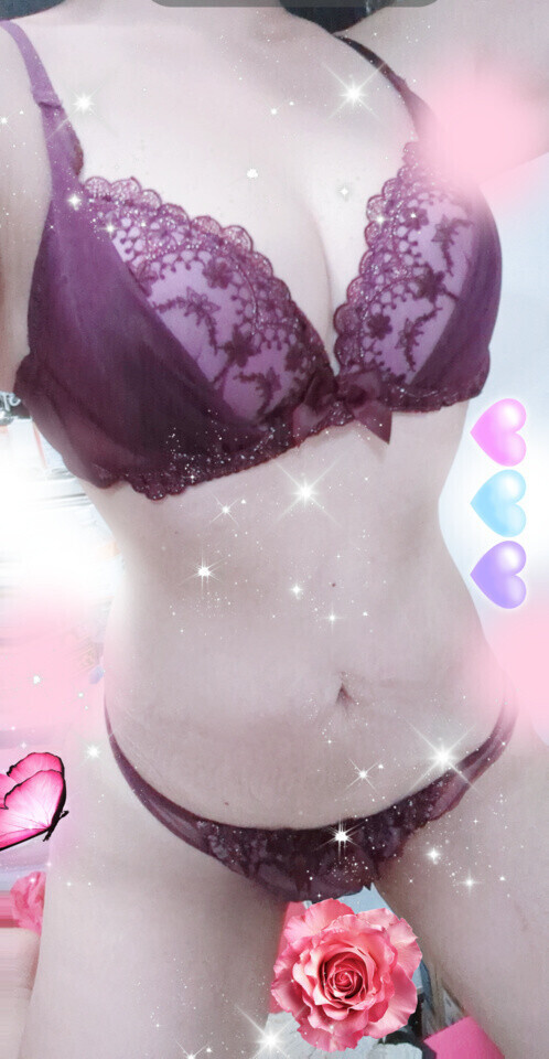 推しならまりあで🥺🩷今日も出勤！