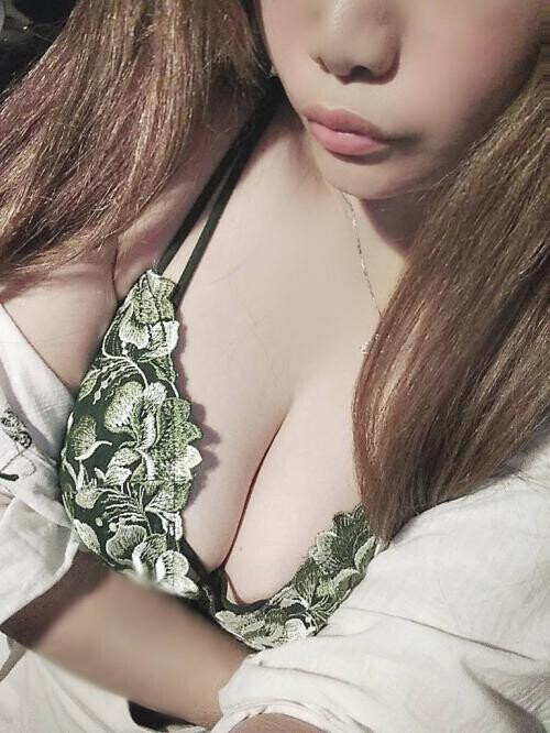 出勤してます。