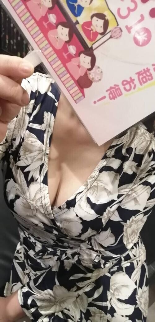 ３月うちわ (Ｑ(´▽｀｡)