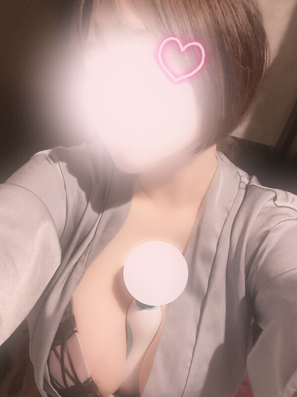 ＼(&acute;・&forall;・｀)／んバッ