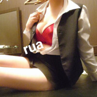 るあ