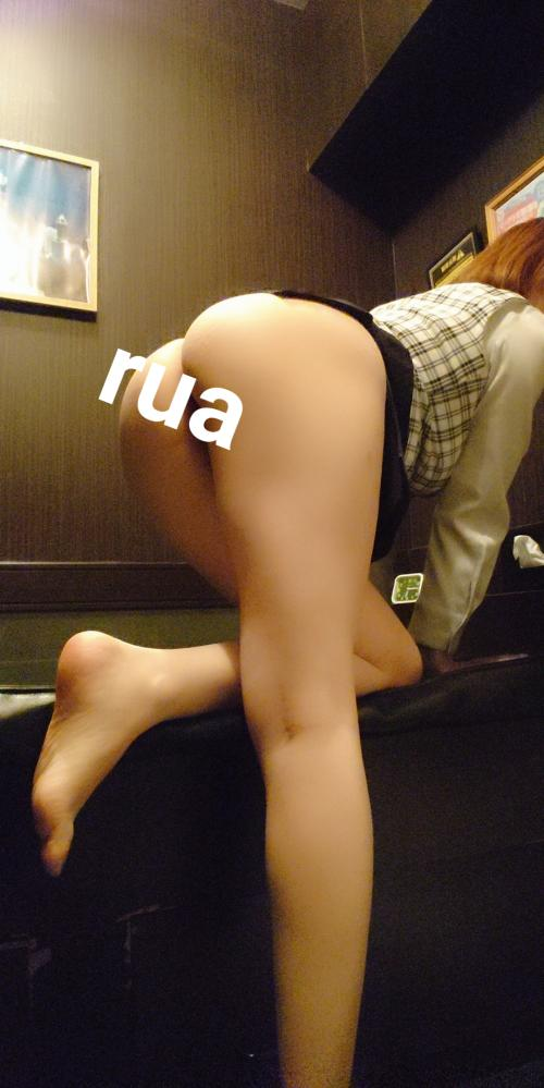 痛いです…泣