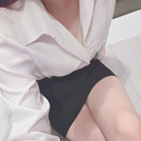 ゆりあ