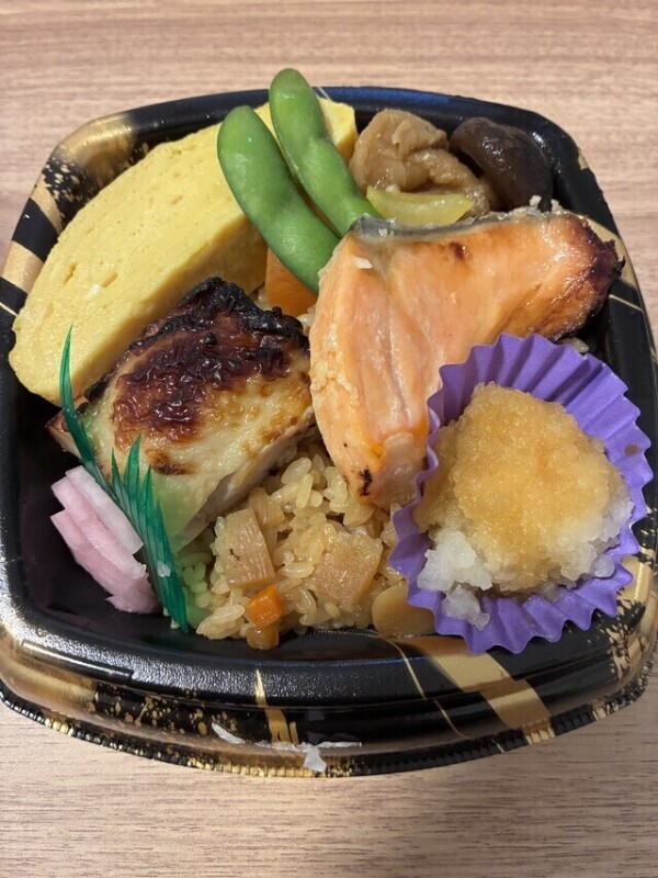 お昼のご飯🐟