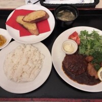 お昼ご飯🍔35688