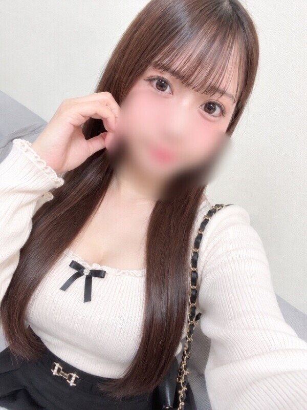 こういう服買おうかなぁ〜どう思う？