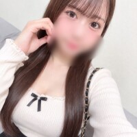 こういう服買おうかなぁ〜どう思う？
