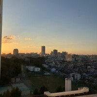 秋らしい夕方ですね🌆