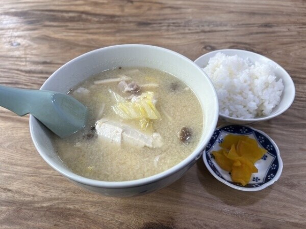 味噌汁定食(川平湾)