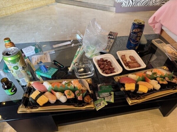 取り敢えず朝ごはん〜🙏🙏🙏