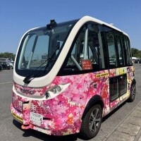 自動運転バス