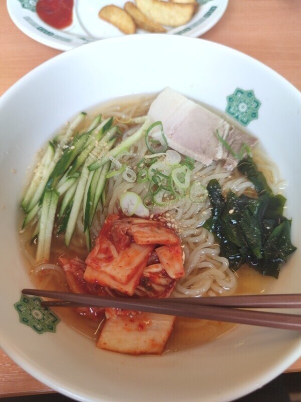 夏には冷麺だよね！