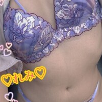 お誘いお待ちしております🩷ྀི🥺