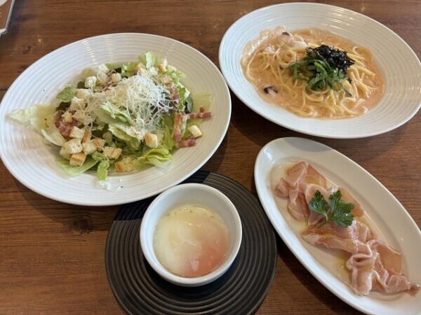 ご飯- ̗̀ 🍽𓈒𓂂𓏸1896