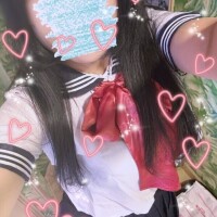 今日はセーラー服着てきたよ♡