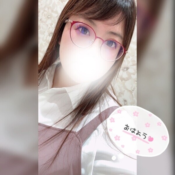 🤍眼鏡女子、参上🫡🤍