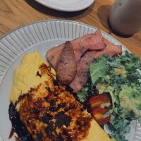 りあとモグモグタイム〜〜🥄🍳 𓈒𓂂𓏸