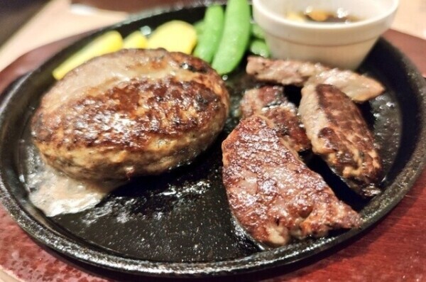 大好きなハンバーグの写真を添えて…😌🙈