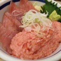 驚き桃の木🍑🌳(写真は最近食べたいネギとろマグロ丼です🌊)