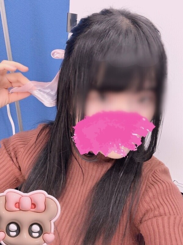 今日はハーフアップでお姉さんゆいぴ〜😆
