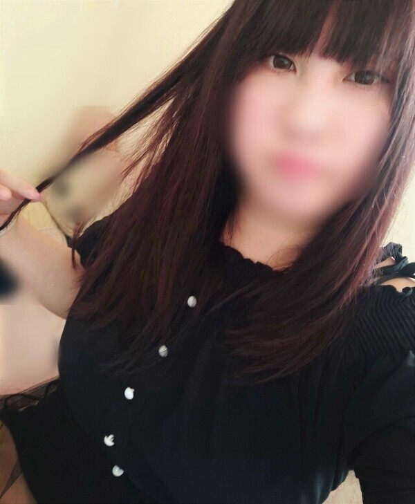 前髪揃えると幼くなっちゃう🤣
